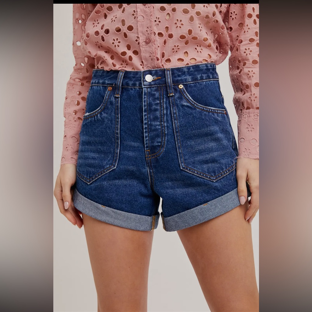 191 Western Stitched Rolled Hem Denim Short